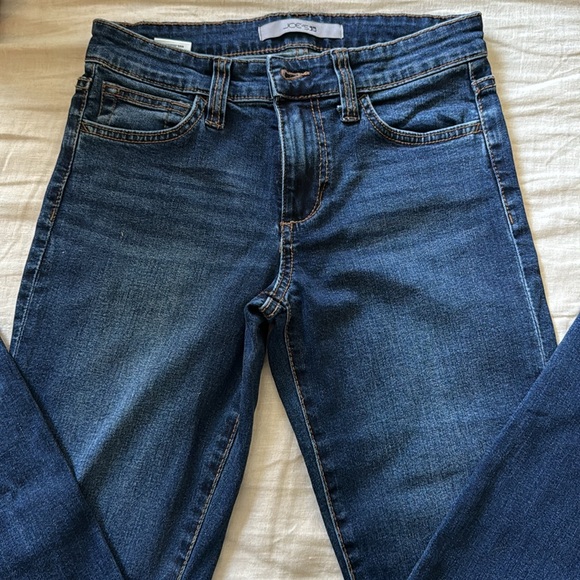 Junior Joe Jeans inseam 26.5’ waist 13’ - Picture 2 of 5